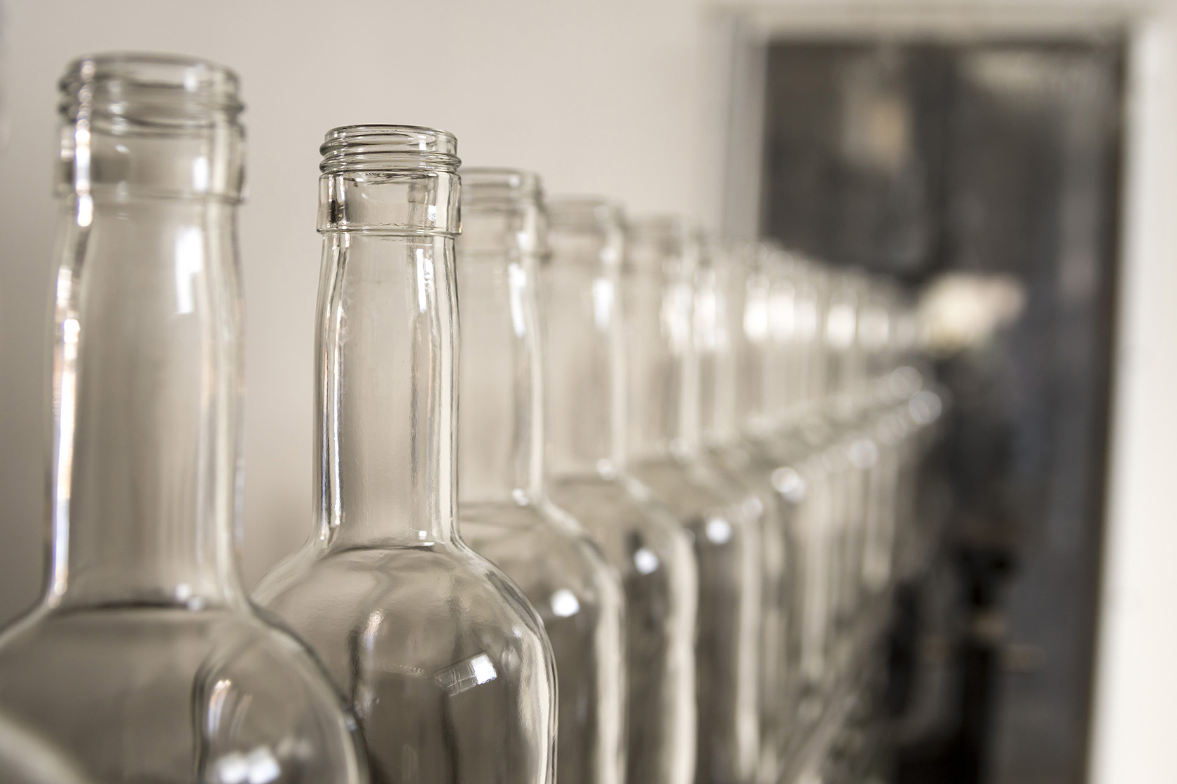 pallettizzazione di bottiglie in vetro vuote